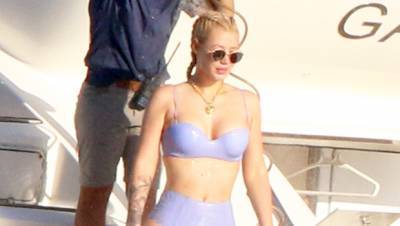 Iggy Azalea Looks Incredible In Juicy Couture Bikini Nearly 1 Year After Giving Birth - hollywoodlife.com