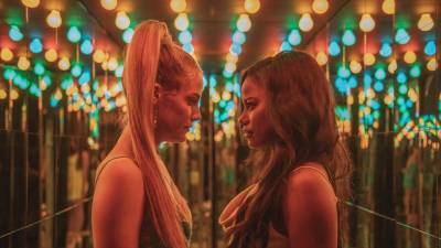 Nicholas Braun - Taylour Paige - Riley Keough - Colman Domingo - 'Zola' Trailer Turns a Viral Twitter Thread Into a Must-See Stripper Road Trip Movie - etonline.com - Florida - Detroit