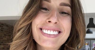 Stacey Solomon shares £5 toothpaste she uses to keep her smile white - www.ok.co.uk
