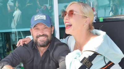 Brian Austin Green Didn’t Kiss His New GF Until Their 5th Date After Divorcing Megan Fox - stylecaster.com