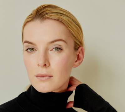Betty Gilpin Inks Deal With Macmillan’s Flatiron Books For Personal Essay Collection - deadline.com
