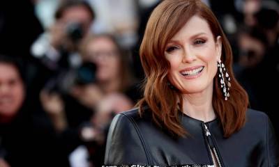 Julianne Moore looks incredibly youthful in gorgeous freckled selfie - hellomagazine.com - New York