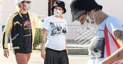 Pregnant Halsey steps out for a sunny LA stroll with beau Alev Aydin - www.msn.com