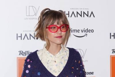 Grace VanderWaal Goes Retro In Video For New Track ‘Don’t Assume What You Don’t Know’ - etcanada.com