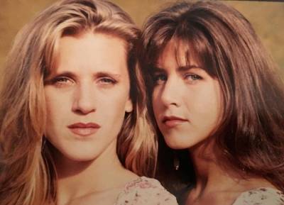 Jennifer Aniston and her best friend of 37 years have matching tattoos - evoke.ie