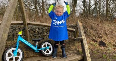 Adorable Scots tot bikes 100km in all weathers for mental health charity - www.dailyrecord.co.uk - Scotland