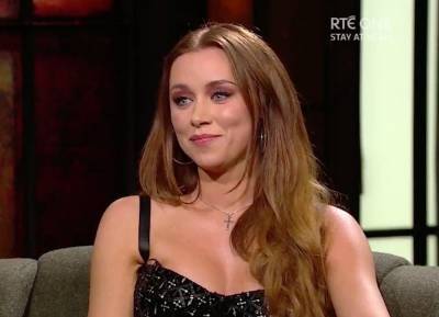 Una Healy details hilarious first date with mystery suitor she met online - evoke.ie