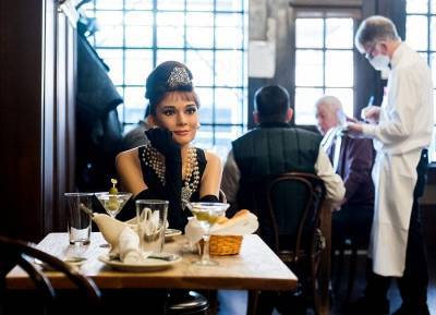 New York restaurant comes up with genius way to ensure social distancing - evoke.ie - New York - New York - city Brooklyn - county Long