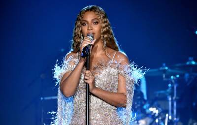 Beyoncé honours late fan with tribute medley - www.nme.com