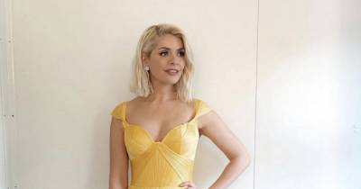 Holly Willoughby stuns in a lemon yellow gown for the Dancing On Ice semi-finals - www.ok.co.uk