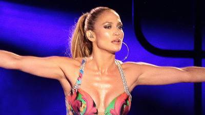 Jennifer Lopez Soaks In A Bathtub With Hilarious ‘Trolls’ Inspired Hairstyle — See Pic - hollywoodlife.com - Dominican Republic