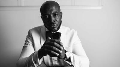"The Quintessential Leading Man": Behind Critics Choice Host Taye Diggs' Looks - www.hollywoodreporter.com