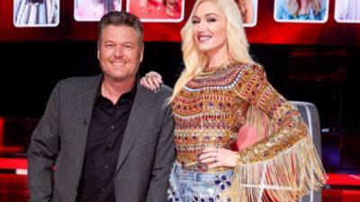 'The Voice': Blake Shelton Jokes That Gwen Stefani Is Having Twins to Try and Land a Singer! - www.etonline.com
