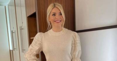 Holly Willoughby looks incredible in tailored trousers on This Morning – copy her look here - www.ok.co.uk