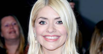 Holly Willoughby shares another rare selfie with daughter Belle as she sweetly praises her 'strong magic' - www.ok.co.uk