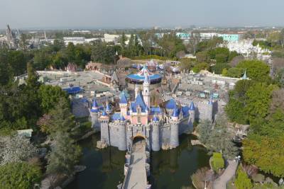Disneyland To Open In Late April – Disney CEO Bob Chapek - deadline.com - California - Florida