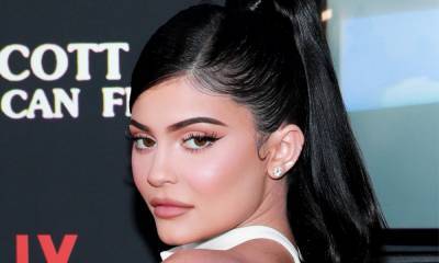 Kylie Jenner honors her friend Harry Hudson with huge donation to cancer patients - us.hola.com