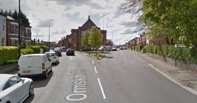 Man, 28, fighting for life after being found unconscious in the street - www.manchestereveningnews.co.uk