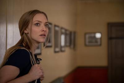 ‘Things Heard & Seen’ Trailer: Amanda Seyfriend Moves Into A Haunted Farmhouse In This New Netflix Thriller - theplaylist.net - county Holmes