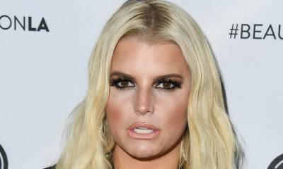 Jessica Simpson impresses fans with simple outfit as she makes exciting announcement - hellomagazine.com