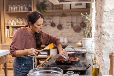 ‘Magnolia Table With Joanna Gaines’ Renewed For Two More Seasons - deadline.com