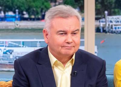 Eamonn Holmes in hospital with ‘worst pain’ he’s experienced in his life - evoke.ie - Ireland - county Holmes