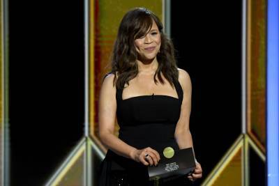 Rosie Perez Discusses Not Being Invited Back To The Oscars Since ’94 Nomination: ‘It Hurts’ - etcanada.com