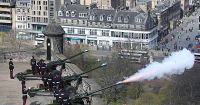 Gun salute for Prince Philip begins at Edinburgh Castle after his death aged 99 - www.dailyrecord.co.uk - Scotland