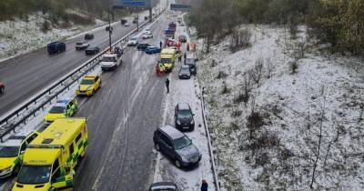 This was the scene after a 'flurry of snow' caused an eleven-vehicle pile up on the M60 - www.manchestereveningnews.co.uk - Manchester