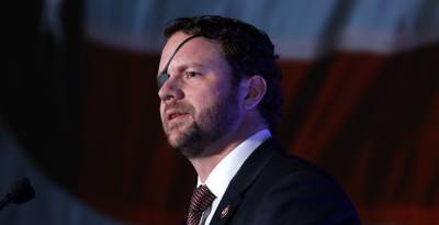Here's Why Rep. Dan Crenshaw Will Be Blind for the Next Month - www.justjared.com