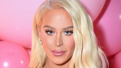 Gigi Gorgeous Comes Out for 'Fourth Time,' Reveals She's Pansexual - www.justjared.com
