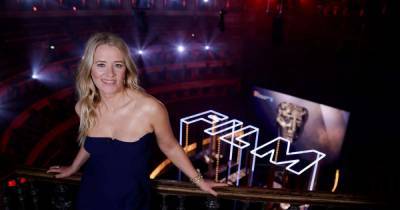 Baftas 2021 review: canned laughter fails to save this cheerfully flaky ceremony - www.msn.com