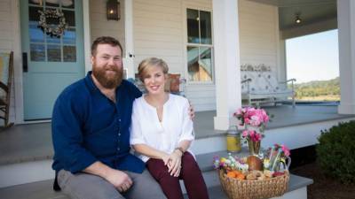 HGTV Stars Erin and Ben Napier Are Having Baby No. 2 in 'Just a Few Weeks' - www.etonline.com - city Home