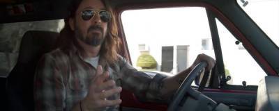 Dave Grohl announces new documentary, What Drives Us - completemusicupdate.com