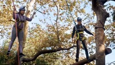 Phoebe Robinson Is 'Truly Terrified' While Taking on a Ropes Course with Kevin Bacon - www.etonline.com