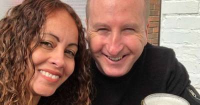 Andy Whyment and his wife enjoy a pint at their local pub - www.msn.com
