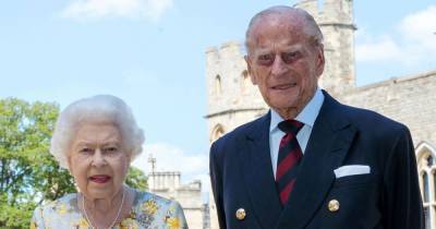 Royal Experts Weigh In on How Queen Elizabeth II Is Coping After Prince Philip’s Death - www.usmagazine.com - county Andrew