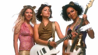 'Josie and the Pussycats' at 20: Rachael Leigh Cook, Rosario Dawson and Tara Reid Reunite (Exclusive) - www.etonline.com
