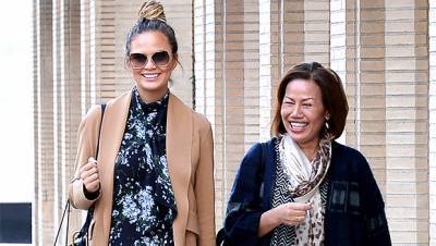 Chrissy Teigen Wears Nothing But A Towel As She Crashes Her Mom’s ‘TODAY’ Segment - hollywoodlife.com - county Guthrie