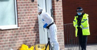 Two men released on bail after man stabbed to death in Salford - www.manchestereveningnews.co.uk