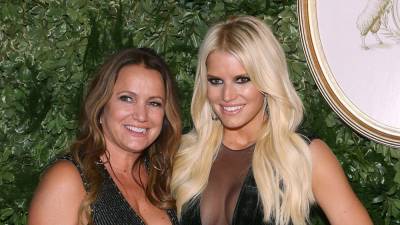 Jessica Simpson's Mom Says 'Terrible' Body Shaming Made Her Daughter 'Hide Out' From the World - www.etonline.com