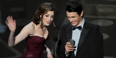 Oscar Writers Dish On The Awkward 2011 Ceremony That Was Hosted By Anne Hathaway & James Franco - www.justjared.com