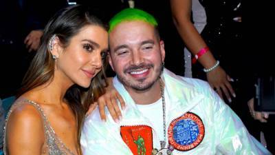 J Balvin Expecting First Baby With Valentina Ferrer - www.etonline.com - Colombia