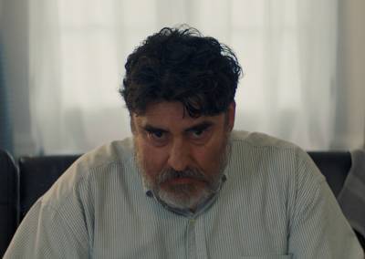 Alfred Molina on the First Time He Read ‘Promising Young Woman:’ ‘What the F—?!?’ (EXCLUSIVE) - variety.com