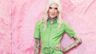 Jeffree Star hospitalized following ‘severe car accident’ that flipped vehicle three times - www.foxnews.com - Wyoming