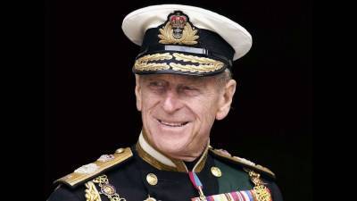 Prince Philip Laid to Rest Following Royal Funeral Service - hollywoodreporter.com - city Saint George