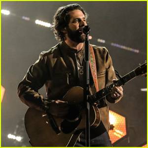 Thomas Rhett Performs New Song 'Country Again' at ACM Awards 2021 - www.justjared.com - Tennessee