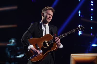 Hunter Metts Breaks Down After Forgetting Lyrics On ‘American Idol’, But Judges Show Support - etcanada.com - USA - Tennessee