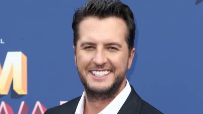 Luke Bryan's ACM entertainer of the year award draws mixed reactions from country music fans - www.foxnews.com