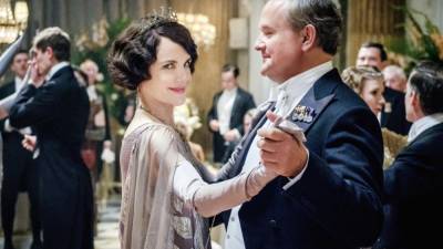 A Second Downton Abbey Movie Is Happening—Here's Everything We Know - www.glamour.com - county King George